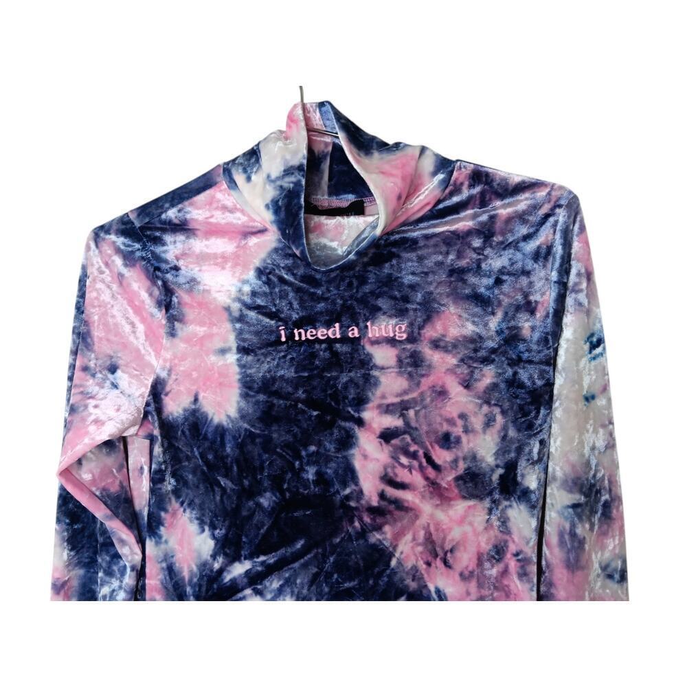 Teddy Fresh Urban Outfitters Tie Dye M NWT Velvet Long Sleeve "I Need A Hug" Top - Picture 9 of 16